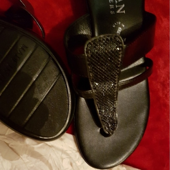 Italian Shoemakers Shoes - Italian Shoemakers Cushioned Sandal